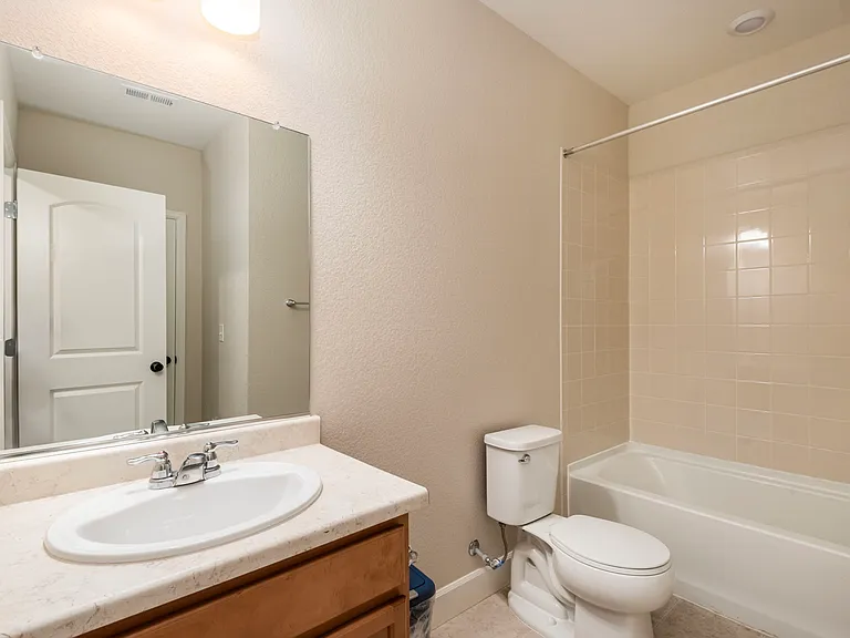 21109 E 61st Ave — Photo 23
