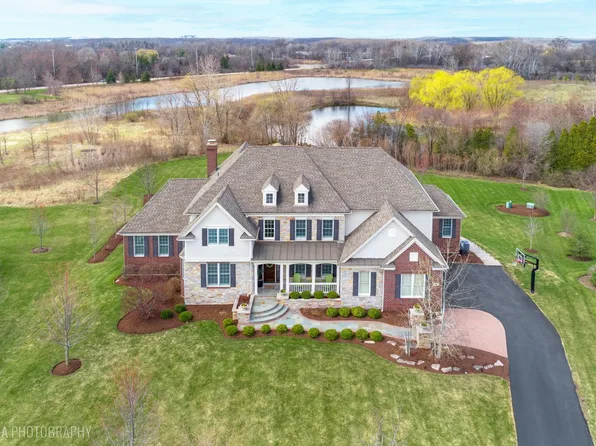 6 Shenandoah Cir, South Barrington, IL 60010