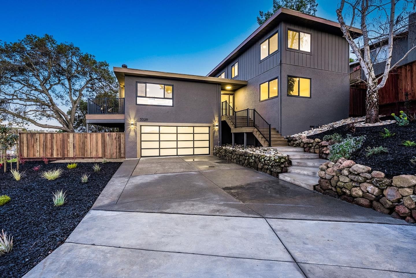 あたおか 3329 Lower Lock Ave, Belmont, CA 94002 | Zillow