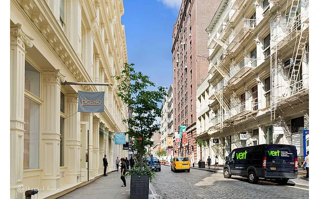 Sold by Douglas Elliman | media 35