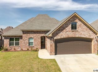 308 Old Cypress Dr, Broussard, LA 70518