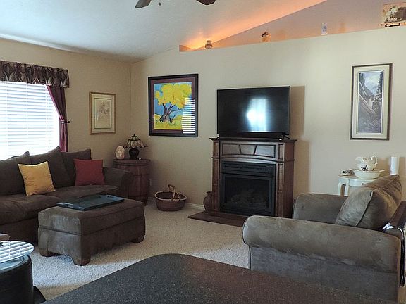 4th image of 3697 E Silverwood Cir