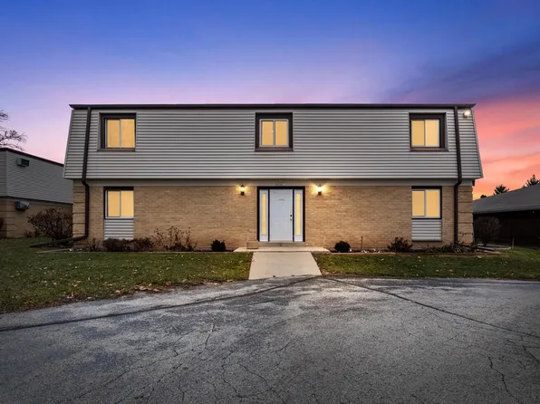 N169W19872 Georgetown DRIVE #206, Jackson, WI 53037