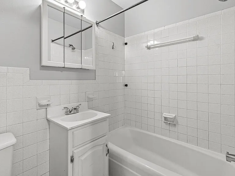 Canandaigua Garden Apartments — Photo 15