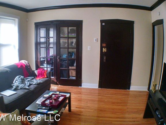2nd image of 4020 W Melrose St #9204969