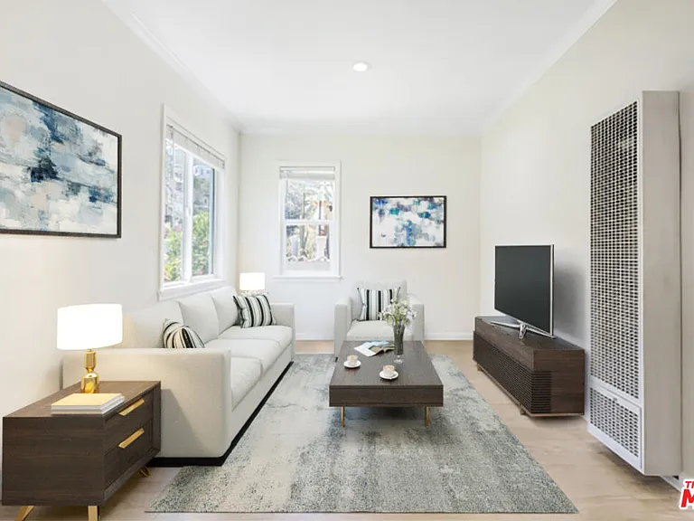 1720 1/2 N Avenue 45 — Photo 3