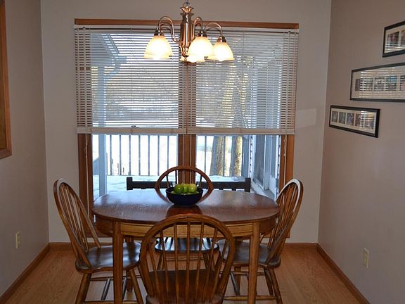 5th image of 7301 Woodale Dr NW