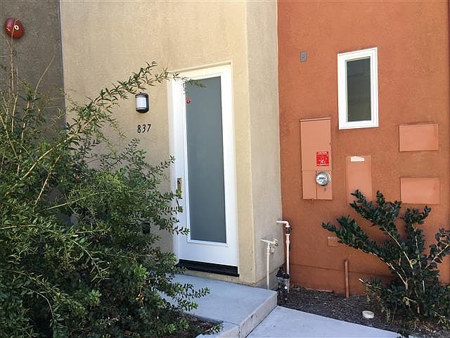 1st image of 837 C Ave
