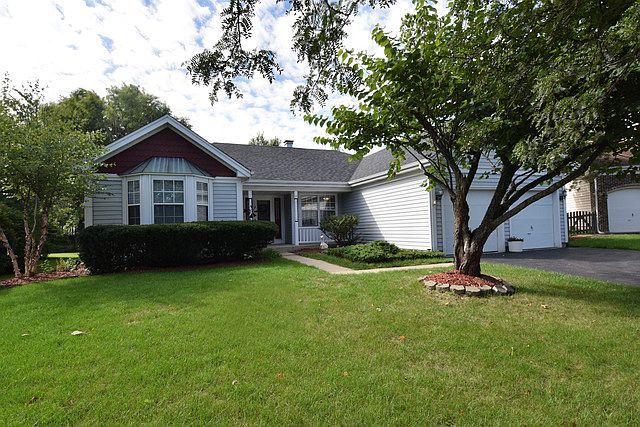 1st image of 569 Eastwick Ln