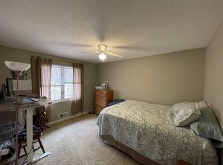 4635 Baker Rd, Minnetonka, MN 55343