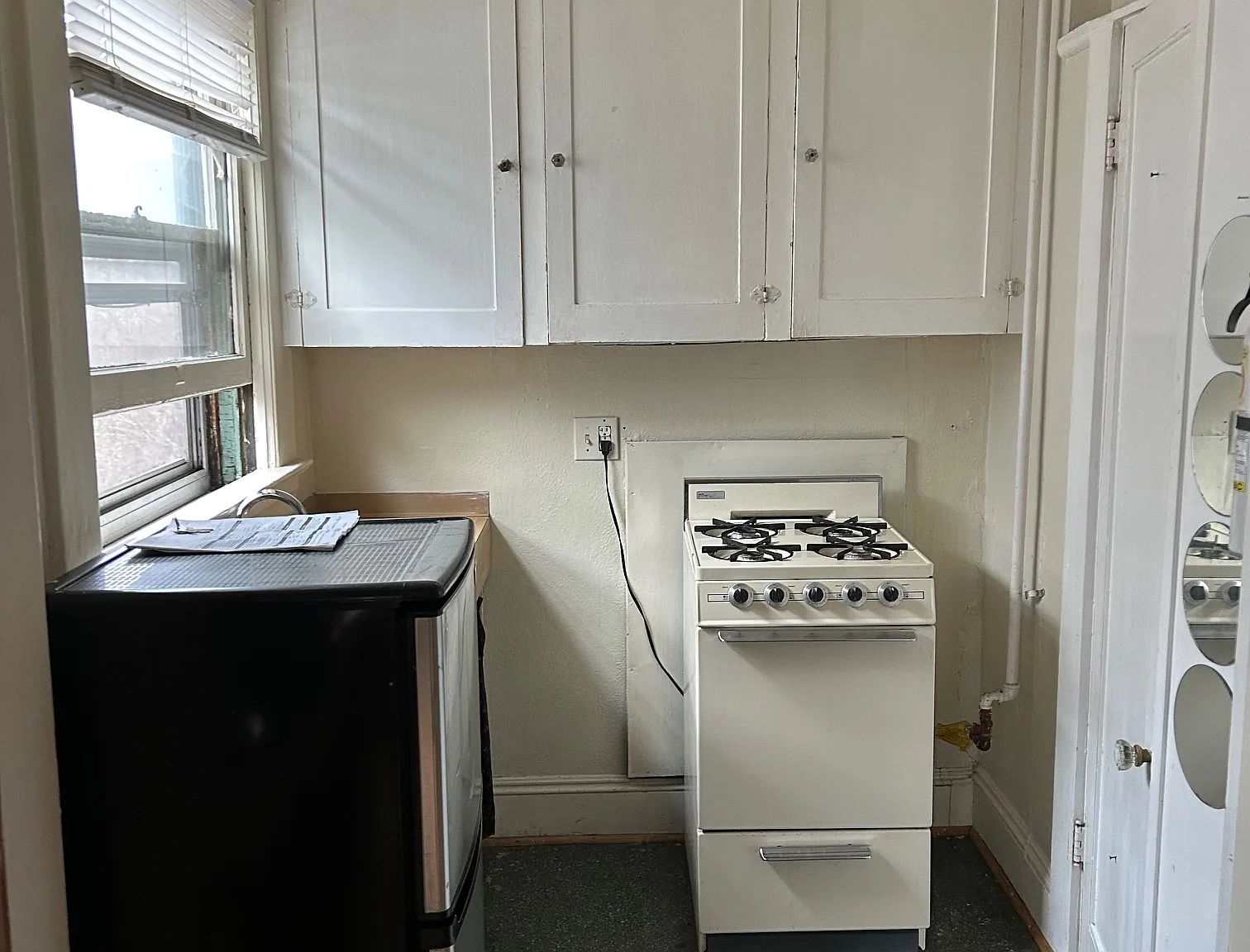 2155 NW Everett St — Photo 2