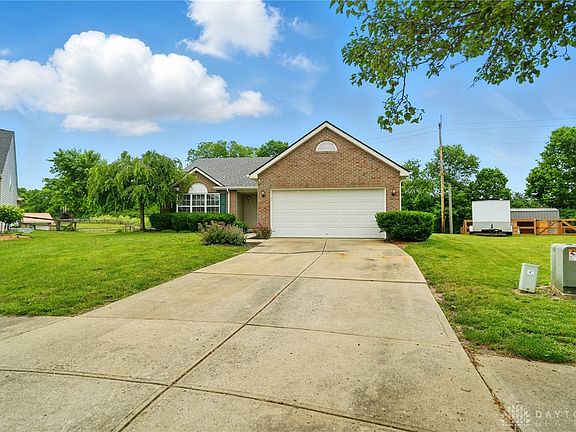 3rd image of 317 Aviary Pl