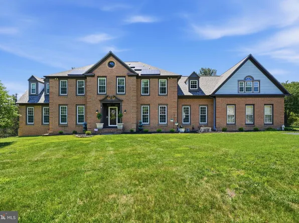 21900 Huntmaster Dr, Gaithersburg, MD 20882