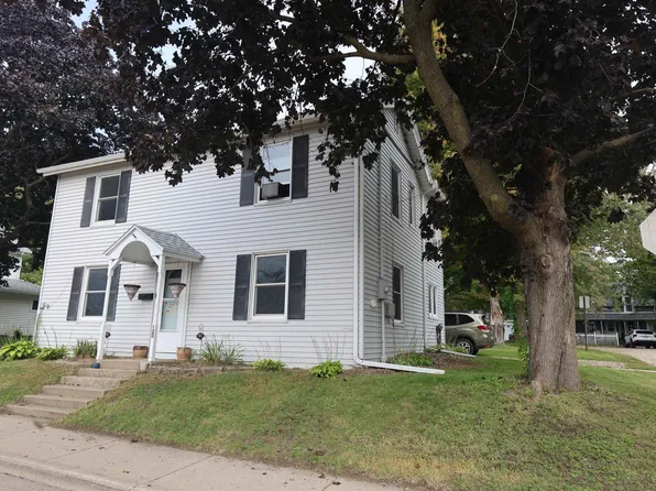 120 E Furnace St, Platteville, WI 53818
