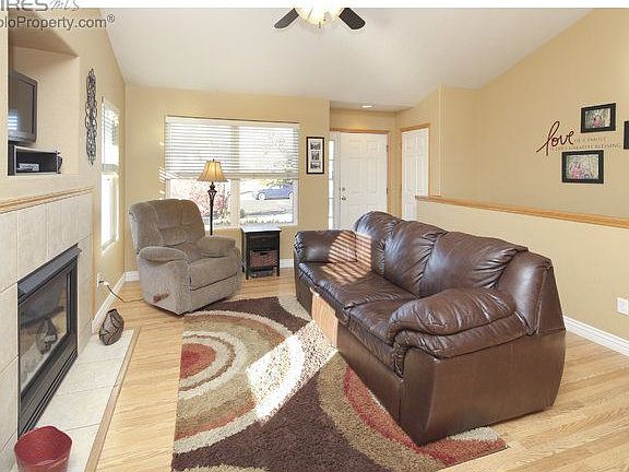 4th image of 607 Meadow Dr
