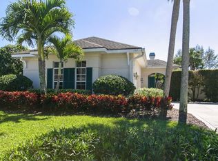 737 Hampton Woods Ln SW, Vero Beach, FL 32962