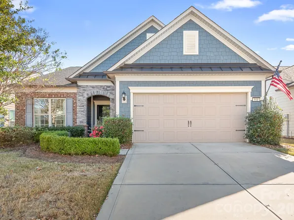 910 Kirby Dr, Fort Mill, SC 29715