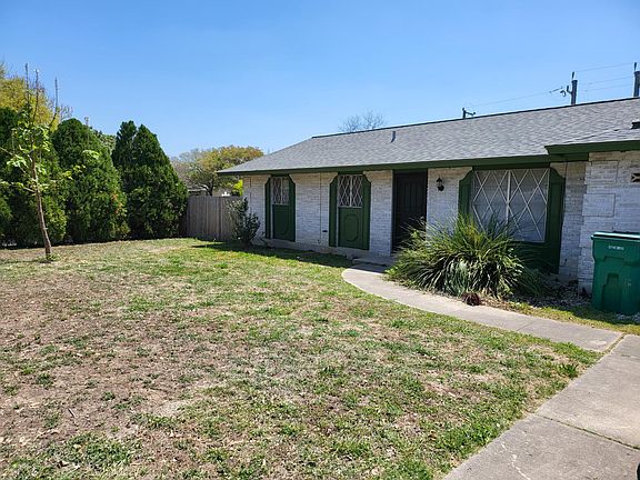 2nd image of 7322 Village Oak Dr
