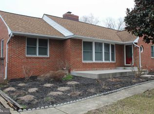 30 Aquahart Rd, Glen Burnie, MD