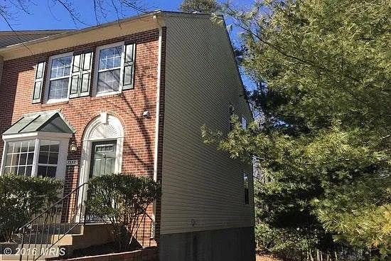 Building Photo - 7332 Rhondda Dr