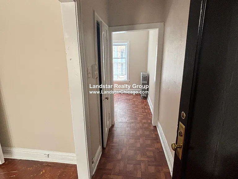4931 N Whipple St #2E — Photo 8