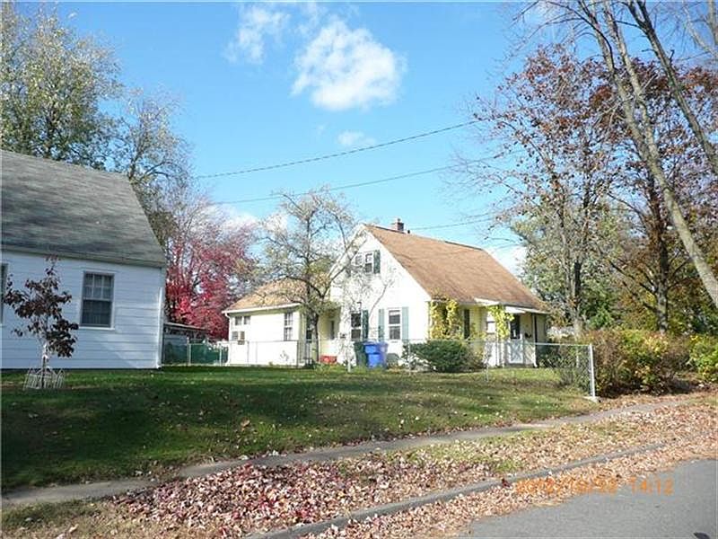2nd image of 94 Porterbrook Ave