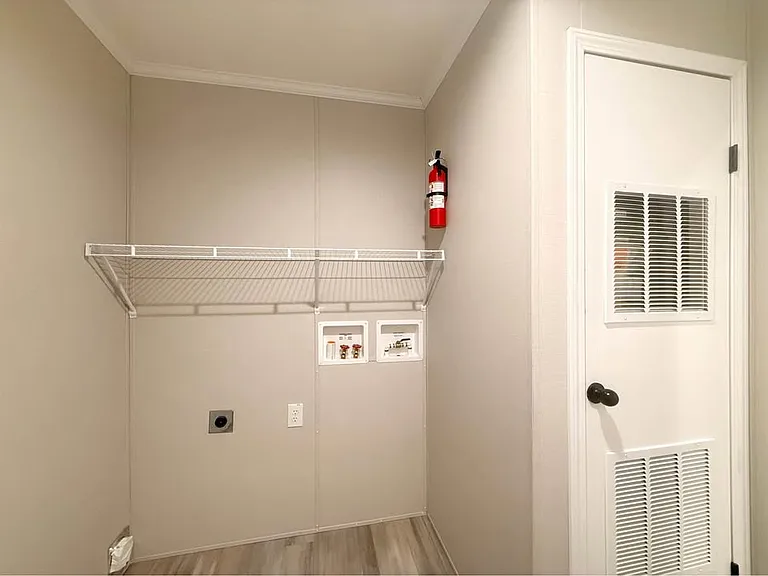 29800 Guilford Cir #435 — Photo 8