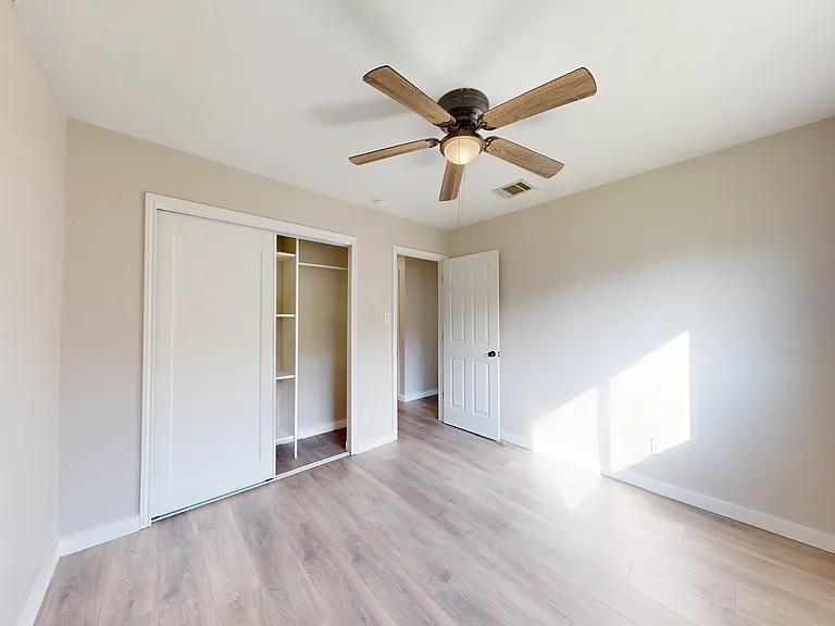 145 S Willow Way — Photo 19