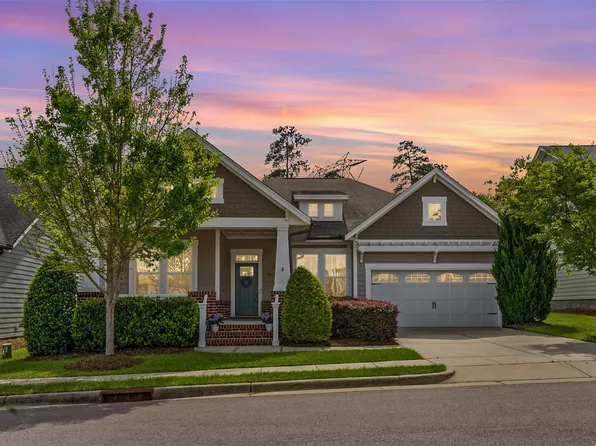 485 Wildwind Dr, Chapel Hill, NC 27516