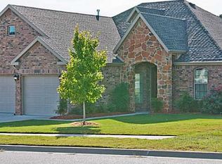 1661 Sag Harbor Ave, Fayetteville, AR 72701