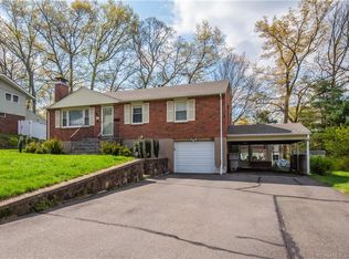 20 Yarde Dr, Bristol, CT 06010