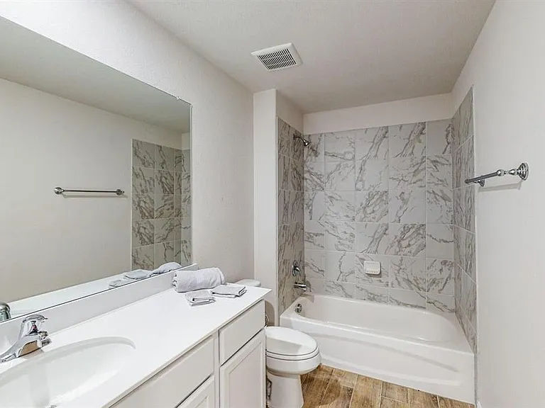 5809 Sandown Dr — Photo 9