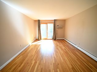 34 Babcock St APT 404, Brookline, MA 02446
