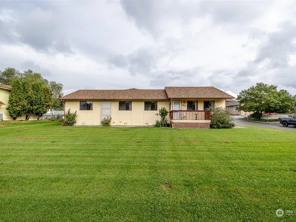 831 Highline Drive, East Wenatchee, WA 98802