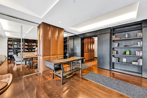 Rented by Level Group | media 21