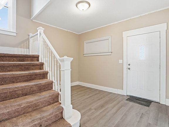 3rd image of 2626 Brady St