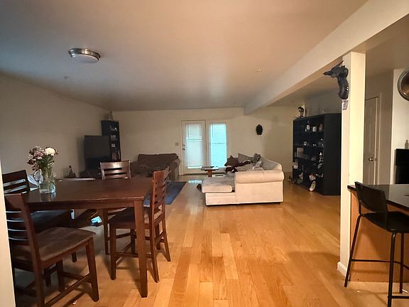 4th image of 36 Raymond St #36L