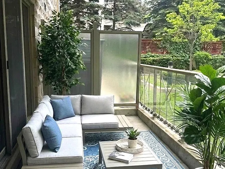12 Rean Dr #214 — Photo 8