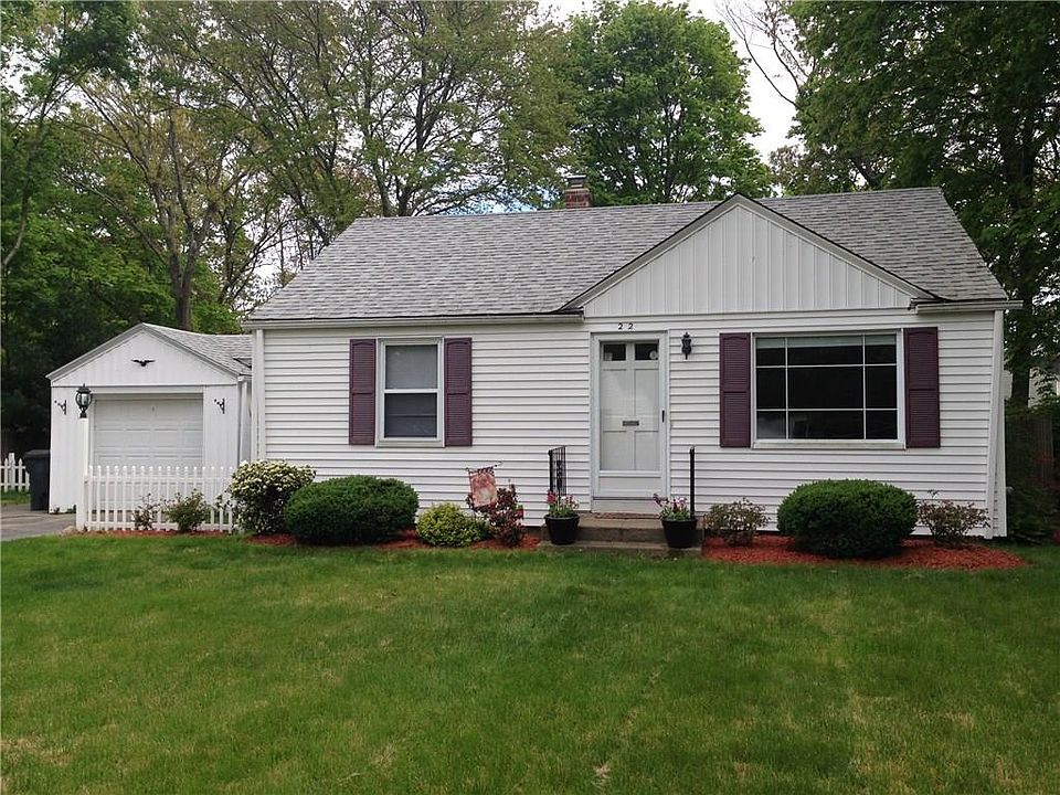 1st image of 22 Utica Dr