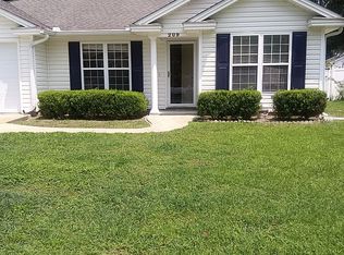 209 Bridgewater Cir, Brunswick, GA 31525