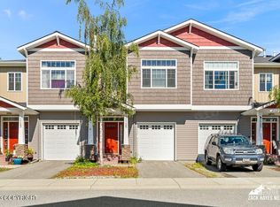 7725 Stepping Stone Ln #H2, Anchorage, AK 99504