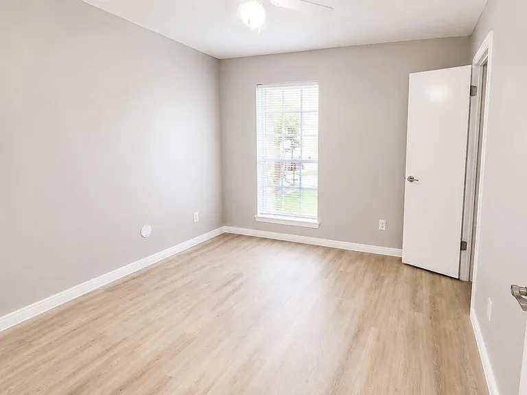 22131 Pearl Lake Dr — Photo 19
