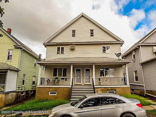 1250 S 6th Ave #3 Photo 1