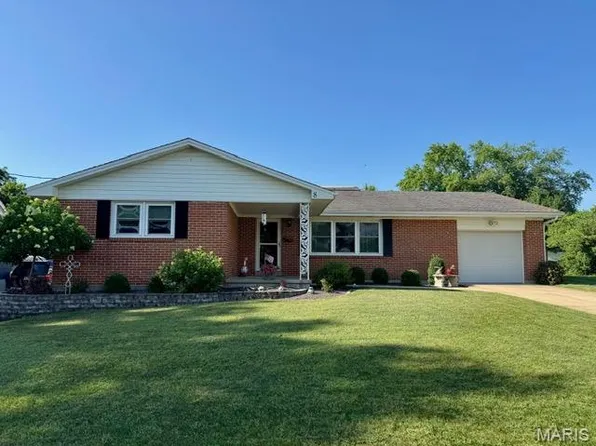 8 E 11th St, Washington, MO 63090