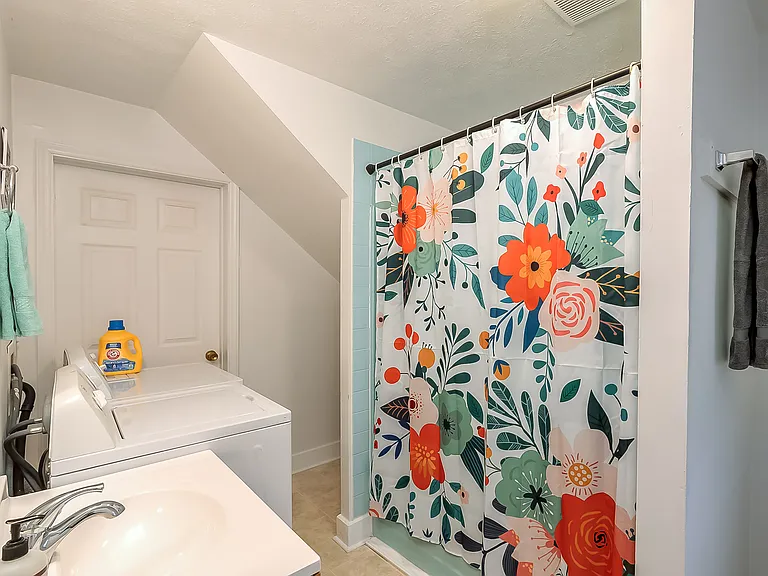334 E High St #2 — Photo 15