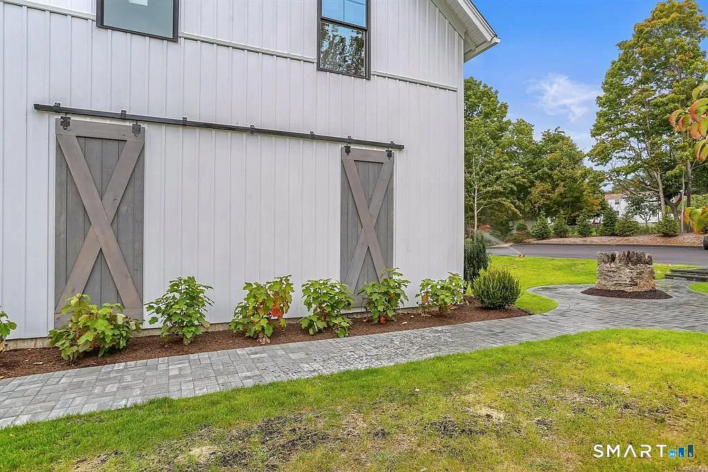 1 bed, 1.0 bath, 851 sqft, $2,875 — Photo 4