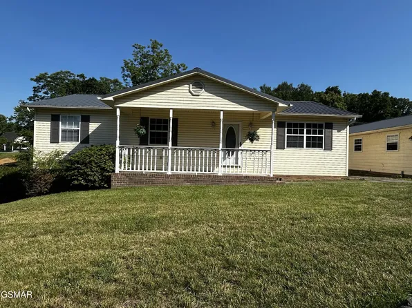 151 W Meeting St, Dandridge, TN 37725