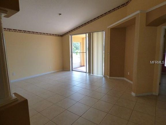 5th image of 1294 Greenley Ave