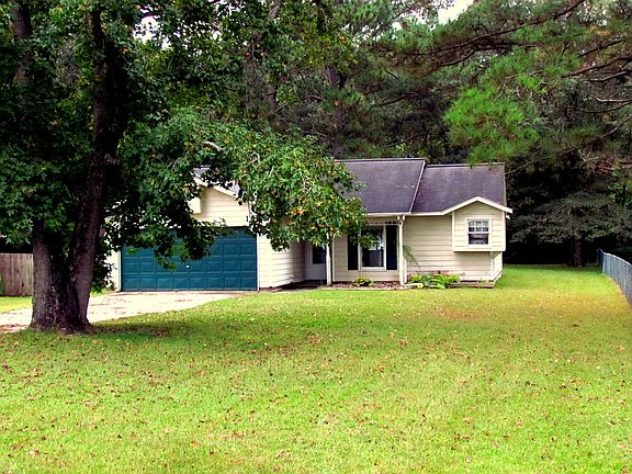 3rd image of 1008 Birchwood Ln