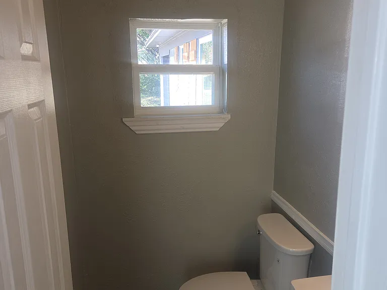 119 Bristol Dr — Photo 11